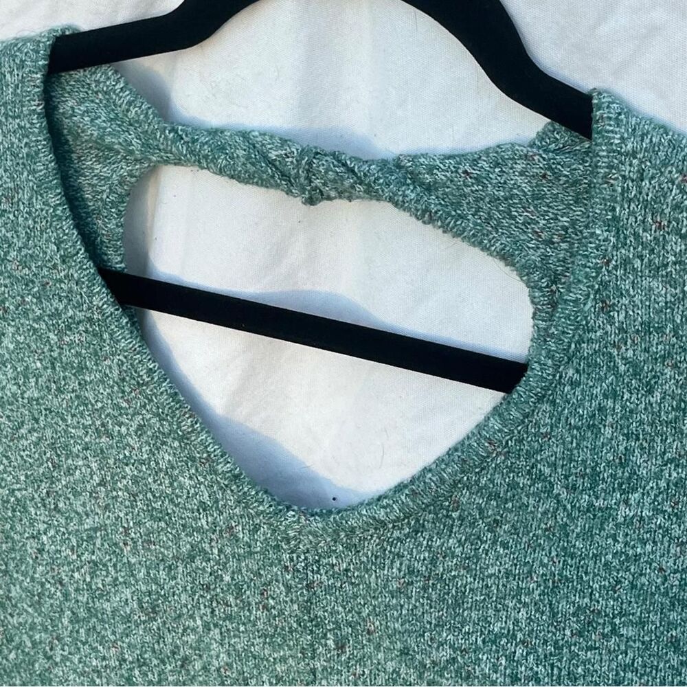 Democracy Green polyester sweater with heart cutout in the neckline, size XS